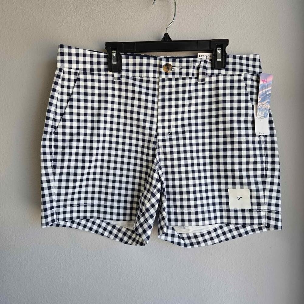Old Navy shorts size 8‎